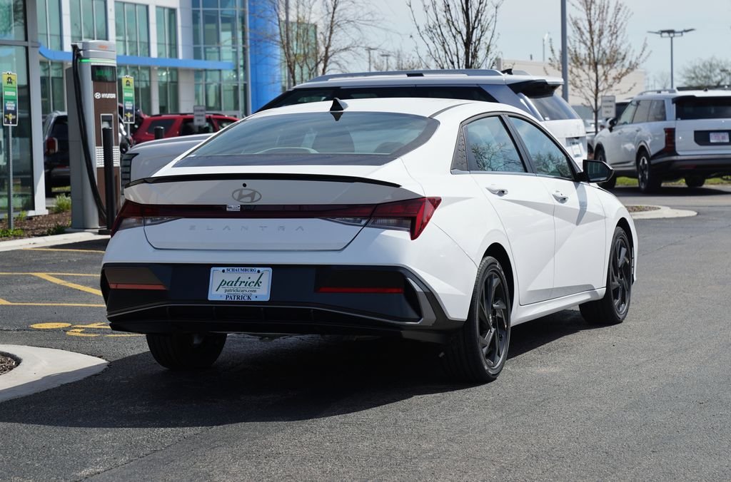 New 2026 Serenity White Pearl Hyundai SEL Sport Premium image 27