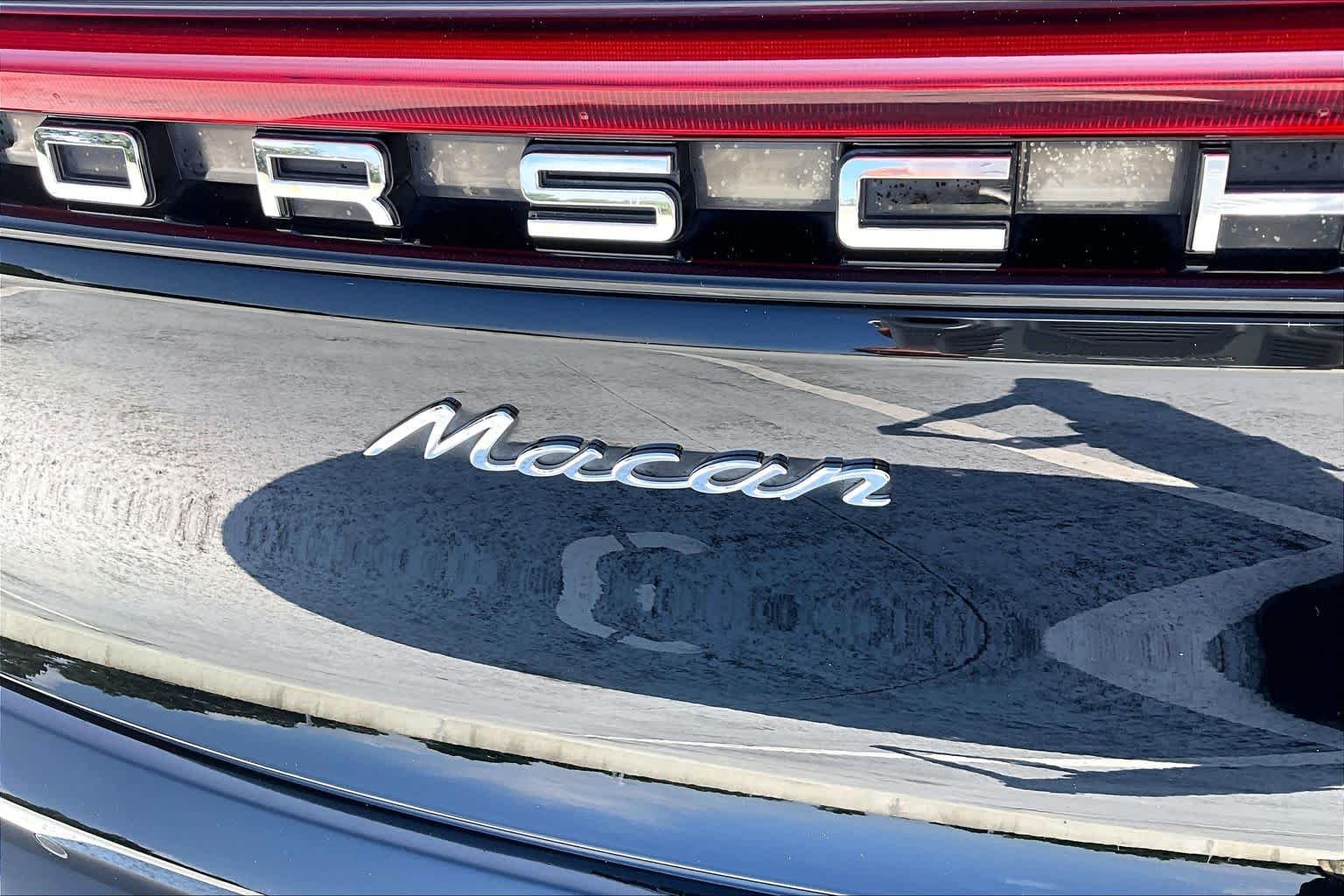 Used 2022 Black Porsche  image 30