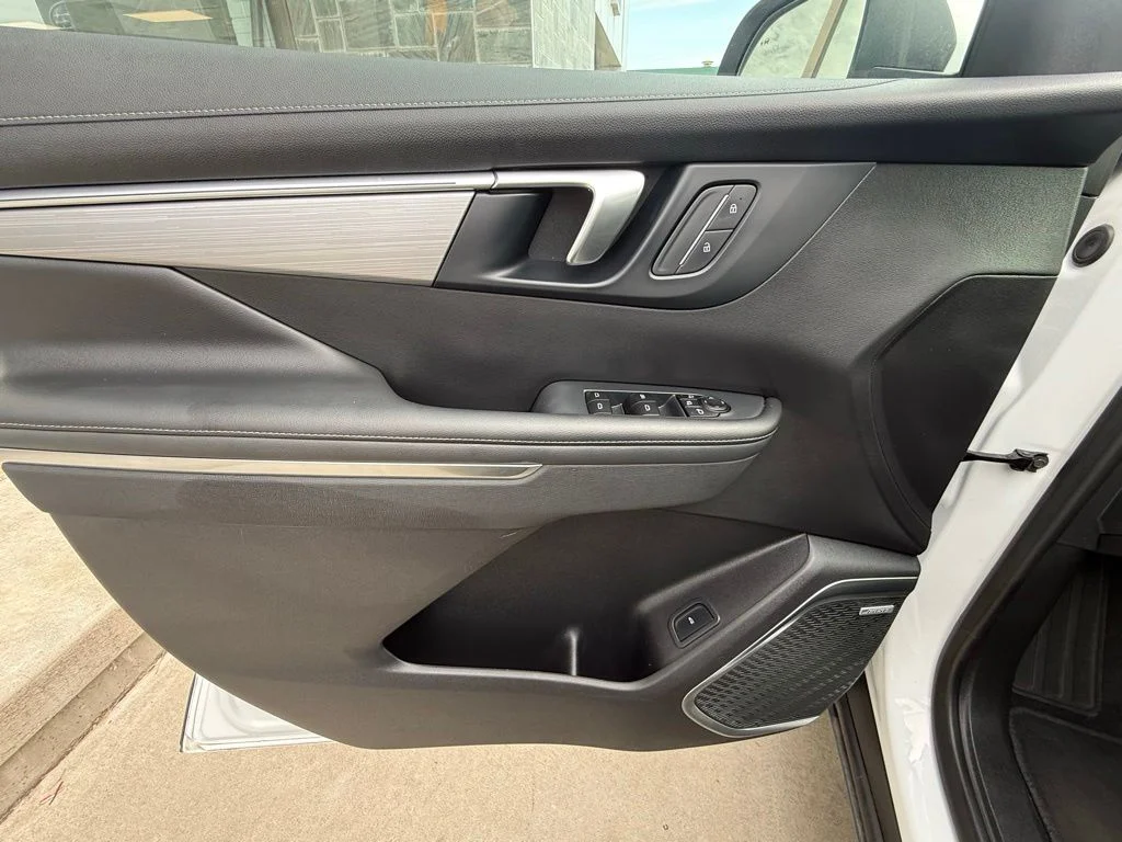Used 2025 White Buick Preferred image 8