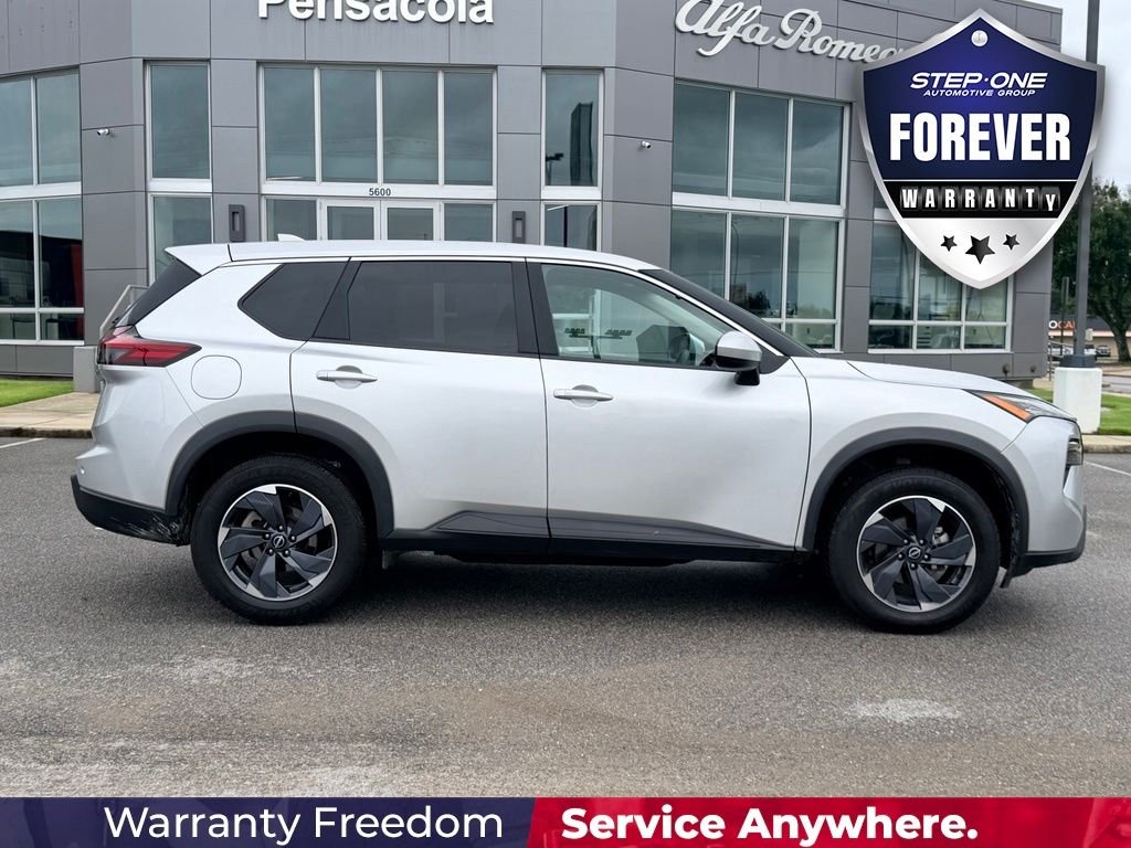 Used 2024 Silver Nissan SV image 7
