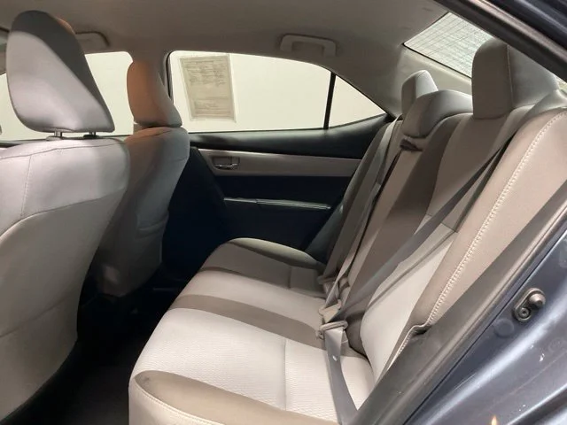Used 2018 Gray Toyota LE image 19