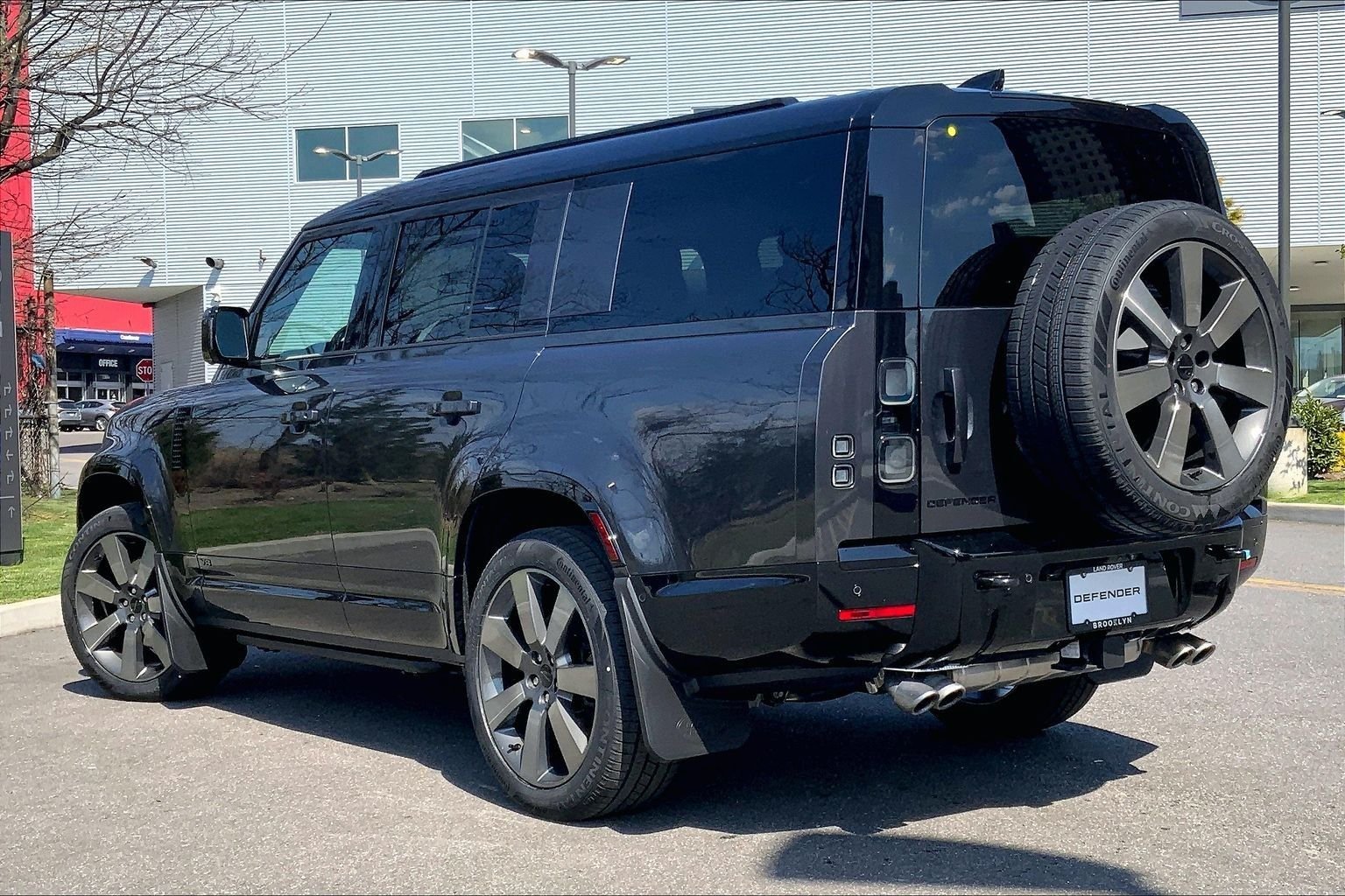 New 2026 Carpathian Grey Land Rover V8 image 12