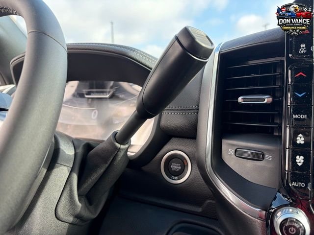 2026 RAM 3500 Laramie - Photo 21