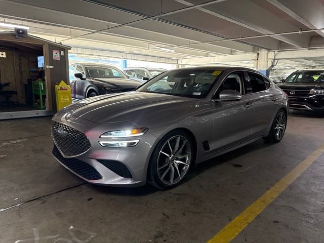 Used 2023 Silver Genesis 3.3T image 2