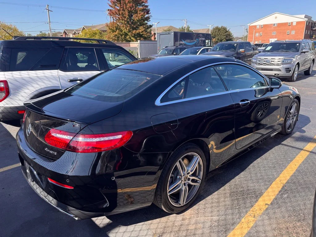 Used 2018  Mercedes-Benz E 400 image 6