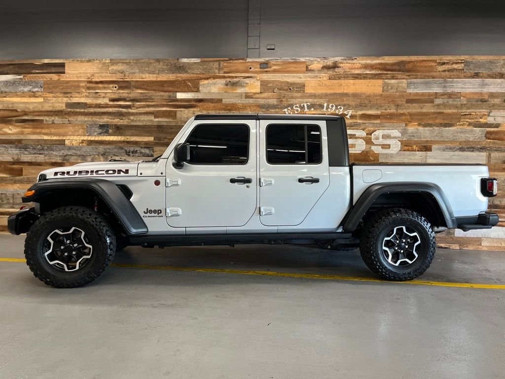 Used 2022 Silver Jeep Rubicon image 17