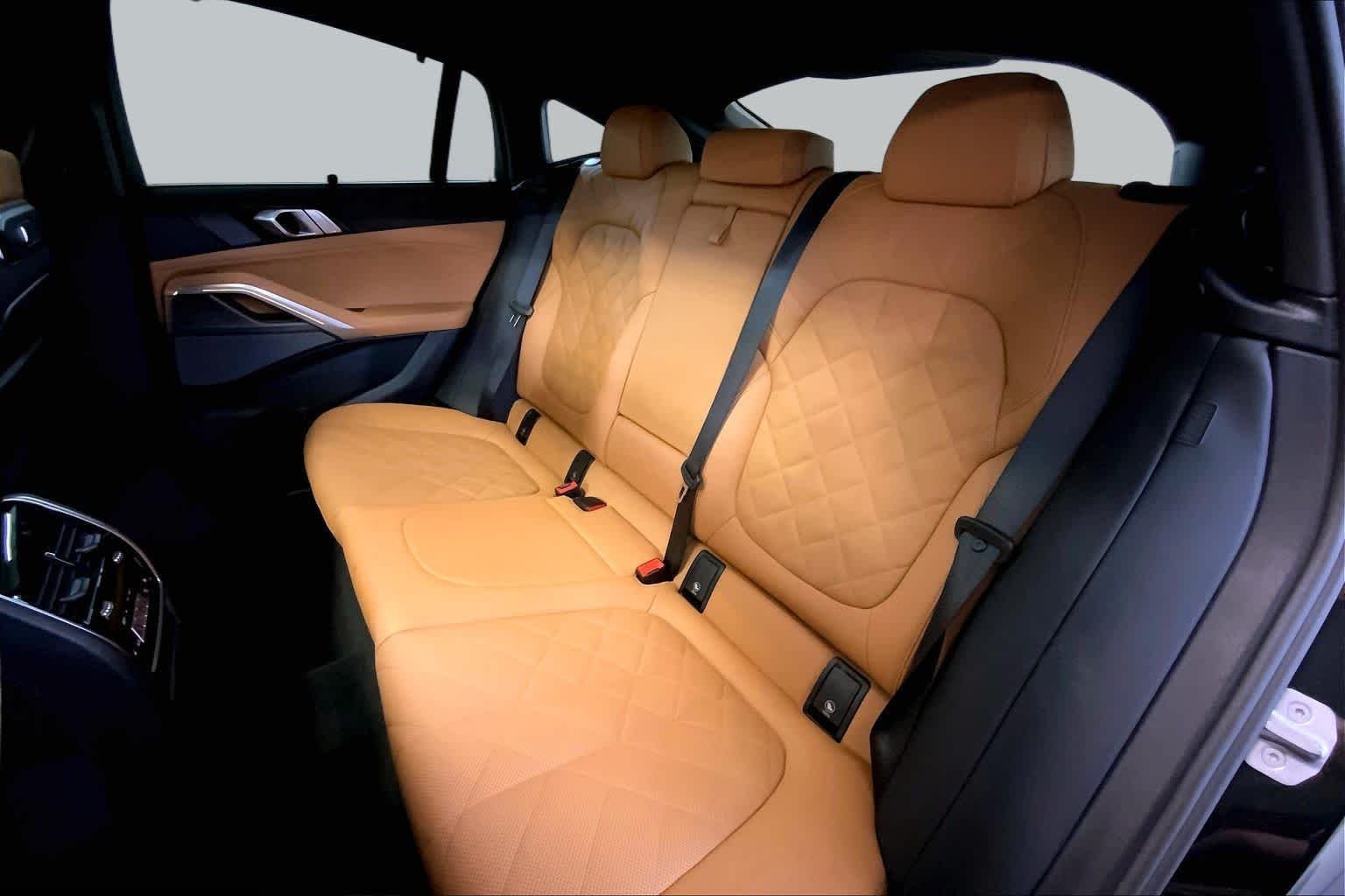 Used 2024 Black Sapphire Metallic BMW M60i image 20