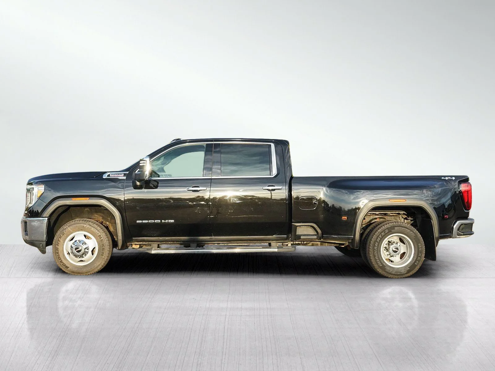 Used 2021 GMC Sierra 3500HD SLT with VIN 1GT49UEY6MF224728 for sale in Bloomington, Minnesota