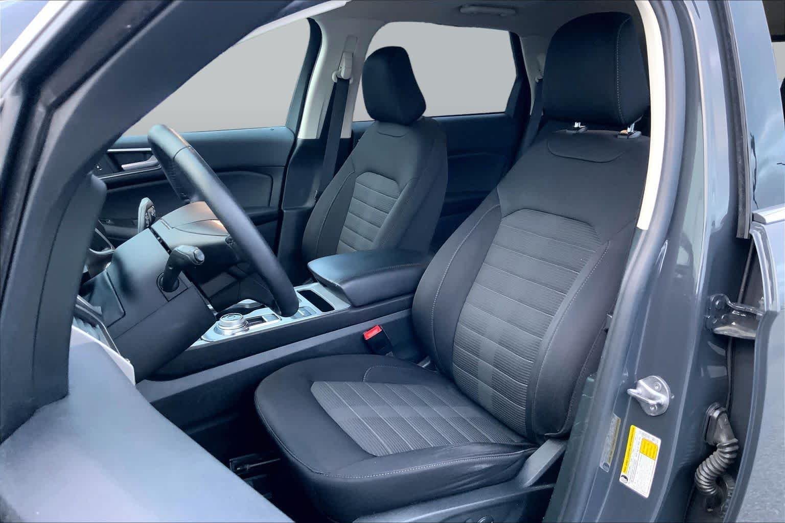 Used 2021 Lithium Gray Ford SEL image 7