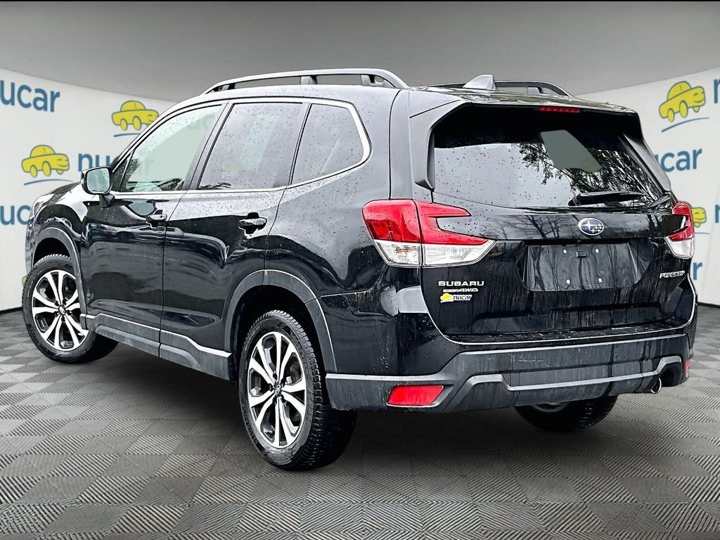 Used 2022 Crystal Black Silica Subaru Limited image 4