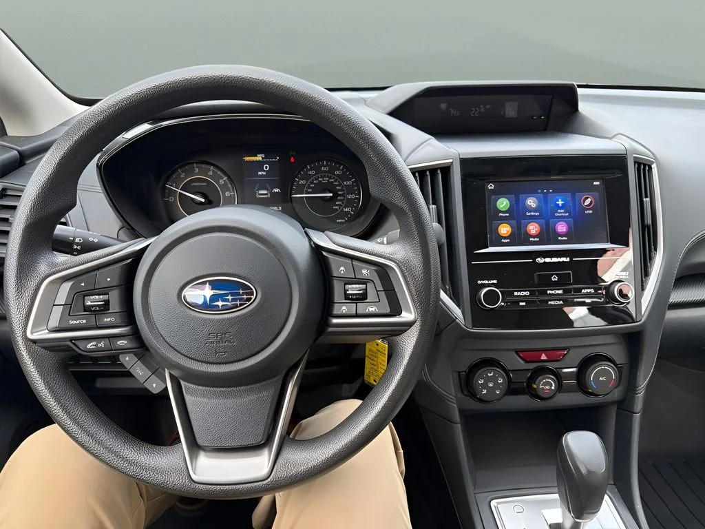 Used 2020 White Subaru Base image 11