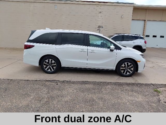2026 Honda Odyssey EX-L - Photo 3