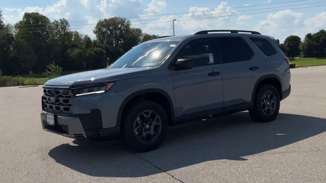 New 2026 Sonic Gray Pearl Honda TrailSport image 4