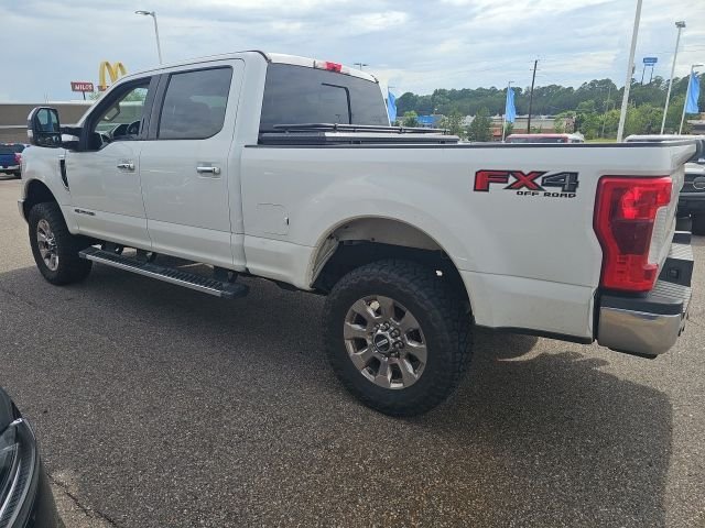 Used 2019 White Ford Lariat image 6