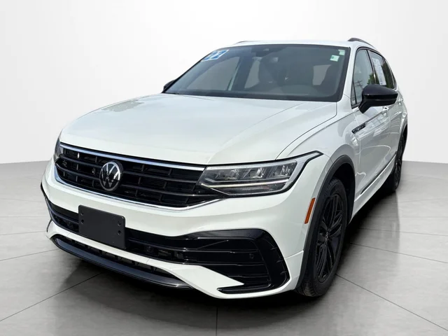 2022 Volkswagen Tiguan SE R-Line Black