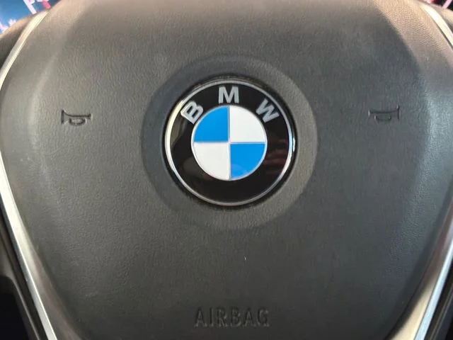 Used 2022 White BMW sDrive30i image 12