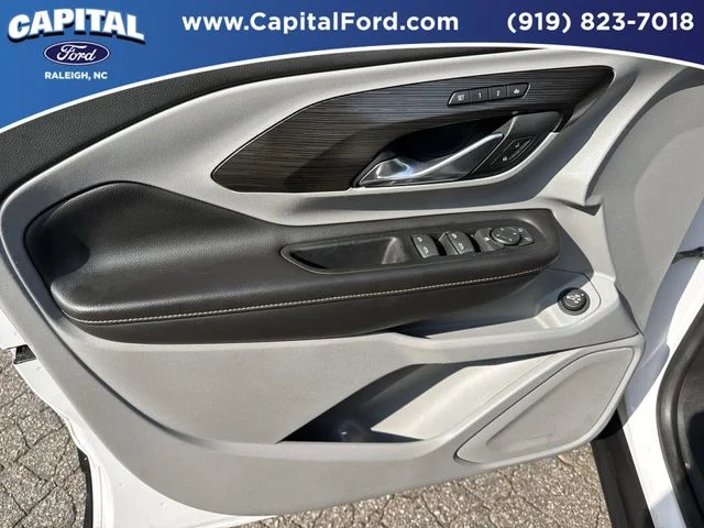 Used 2018 White GMC SLT image 20