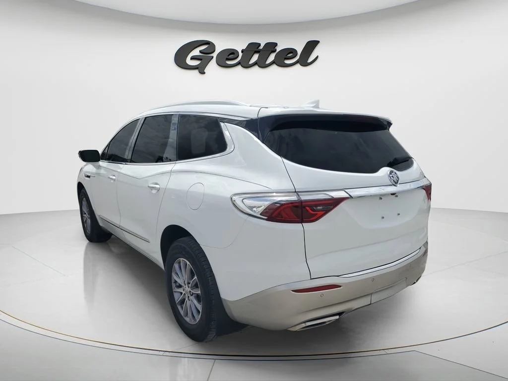 Used 2023 Summit White Buick Essence image 5