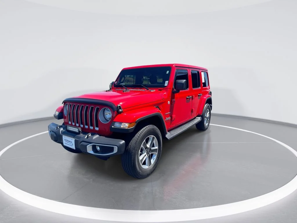 Used 2021 Red Jeep Unlimited Sahara image 4