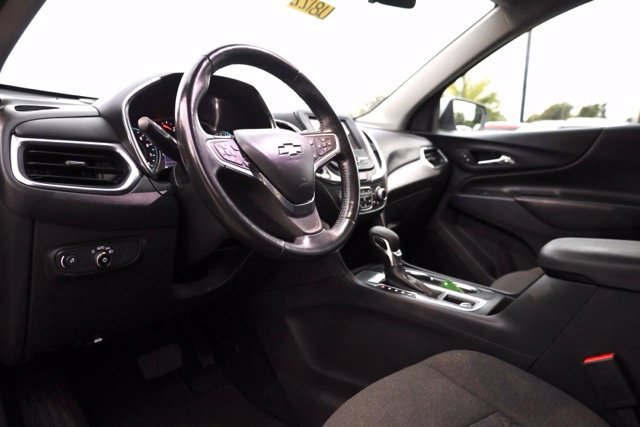 Used 2022 Silver Ice Metallic Chevrolet LT image 21