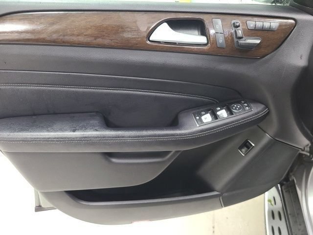 Used 2014 Iridium Silver Metallic Mercedes-Benz ML 350 image 24