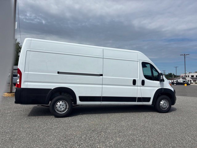Used 2023 White Ram High Roof image 8