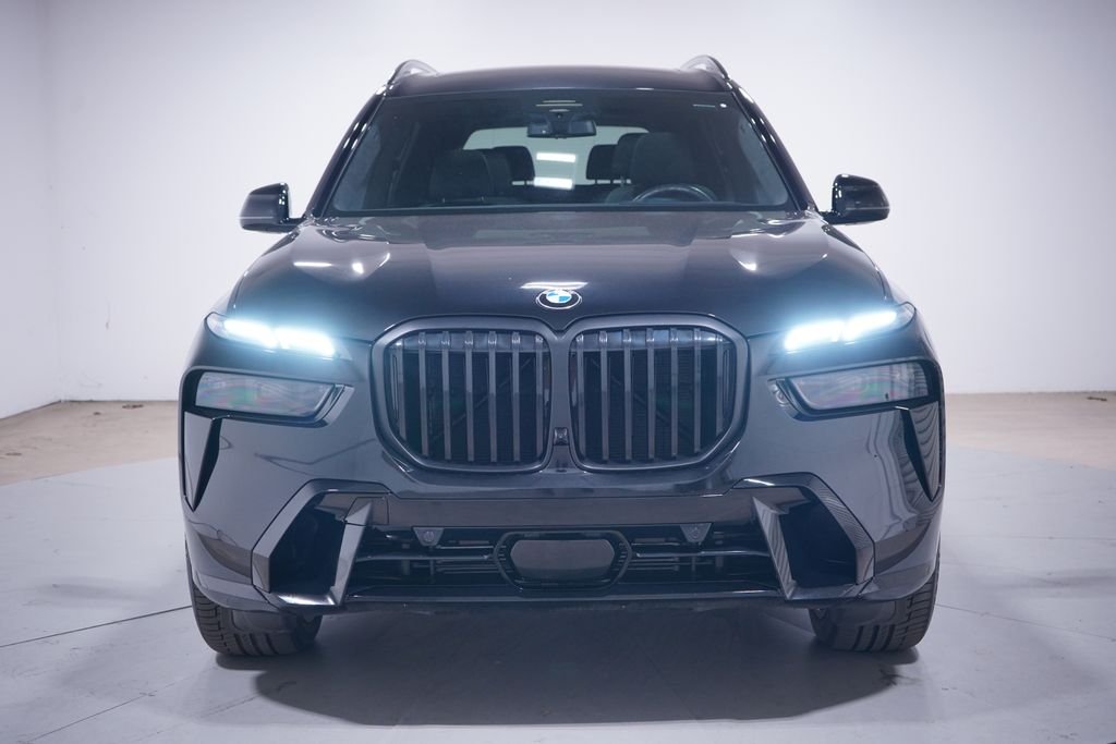 Used 2026 Black Sapphire Metallic BMW xDrive40i image 4