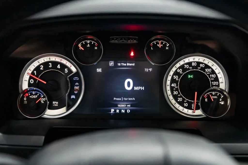 Used 2016 Gray Ram Laramie image 19