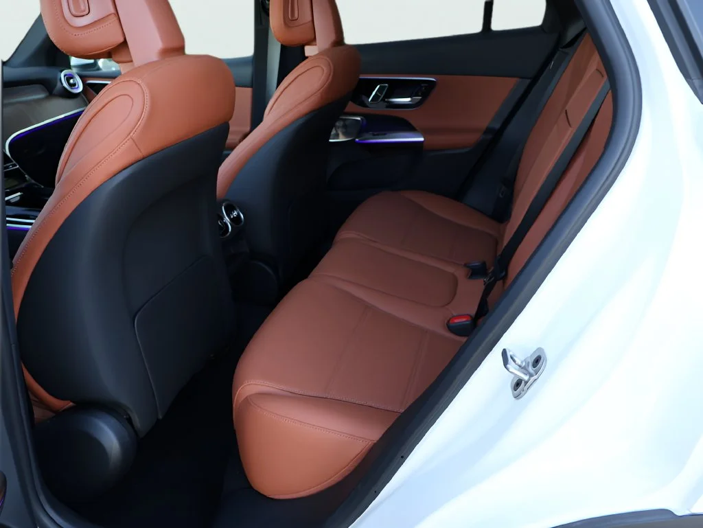New 2026 Polar White Mercedes-Benz GLC 300 image 19
