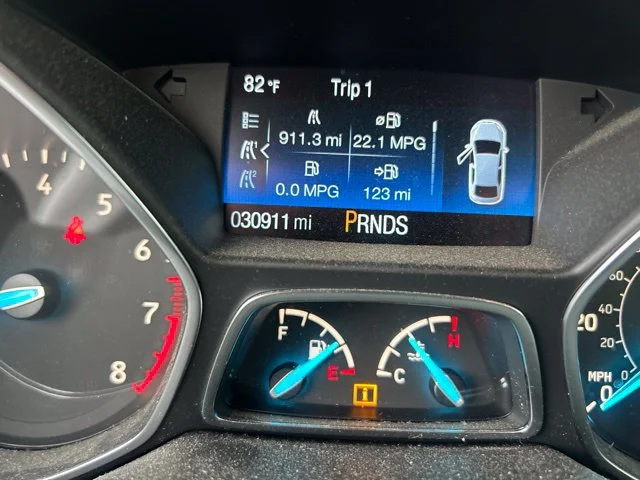 Used 2018 Blue Ford S image 9