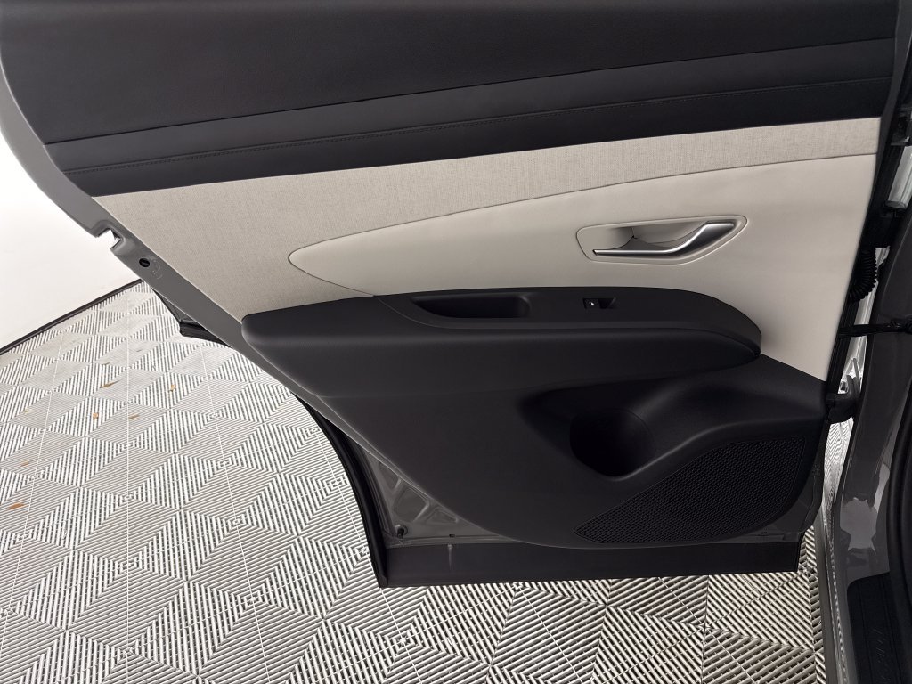2025 Hyundai Tucson SEL Convenience - Photo 14