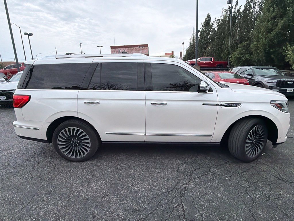 Used 2018 Lincoln Navigator Black Label with VIN 5LMJJ2TT4JEL13133 for sale in Kansas City