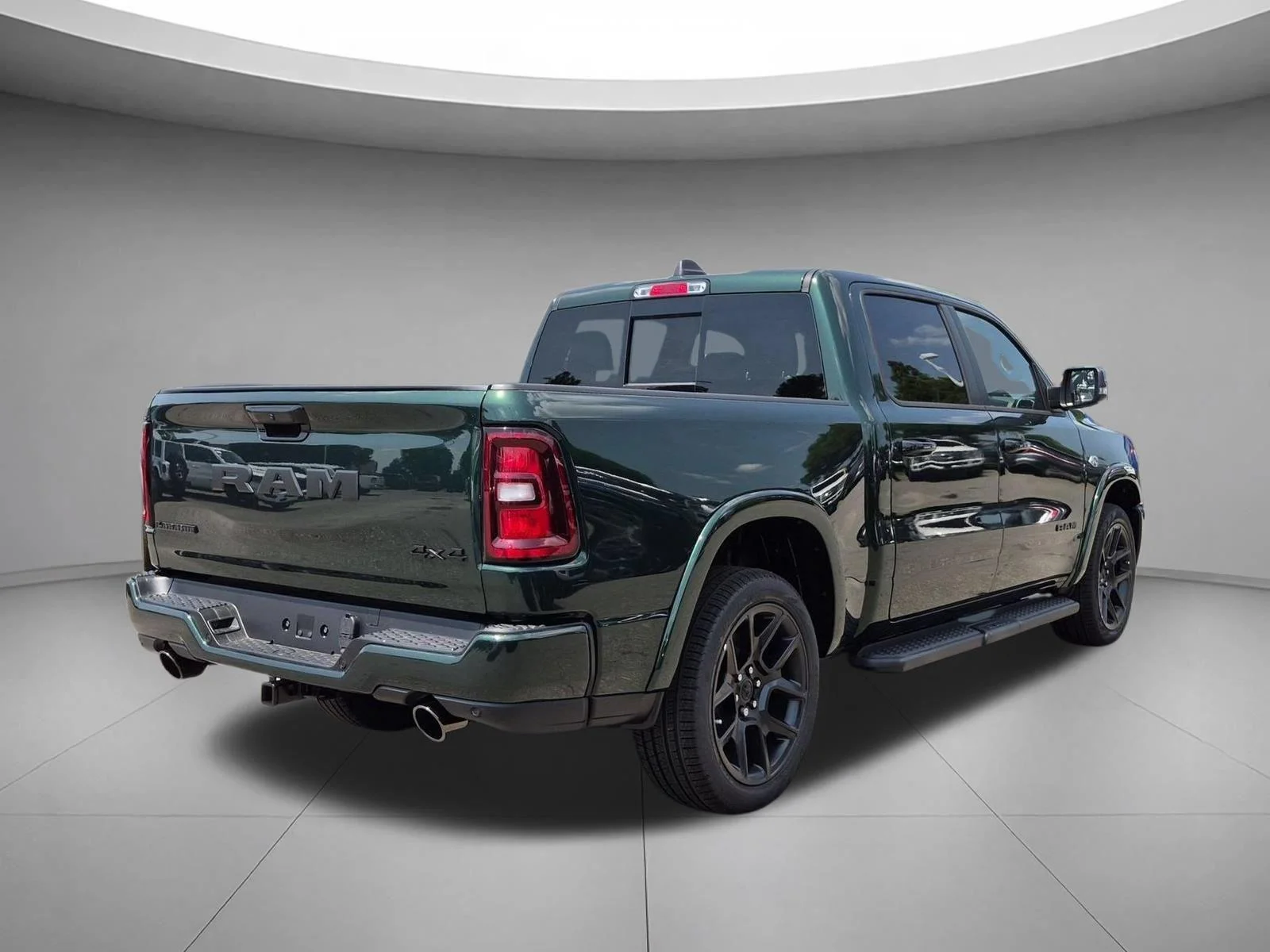 New 2026 Serrano-Green Metallic Exterior Paint RAM Laramie image 5