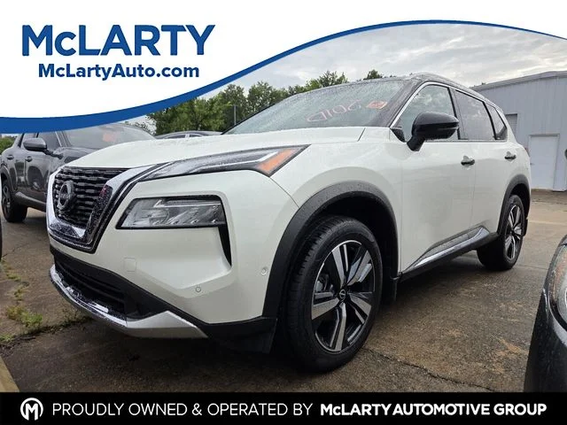 2023 Nissan Rogue Platinum FWD's photo