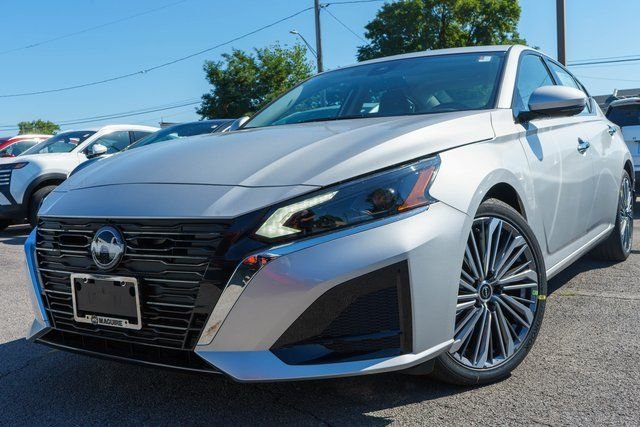 2025 Nissan Altima SL