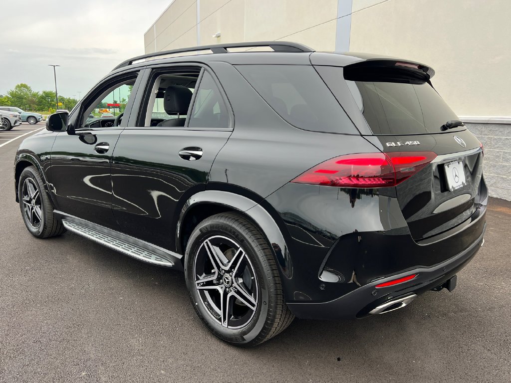 New 2026 Obsidian Black Metallic Mercedes-Benz GLE 450 image 5