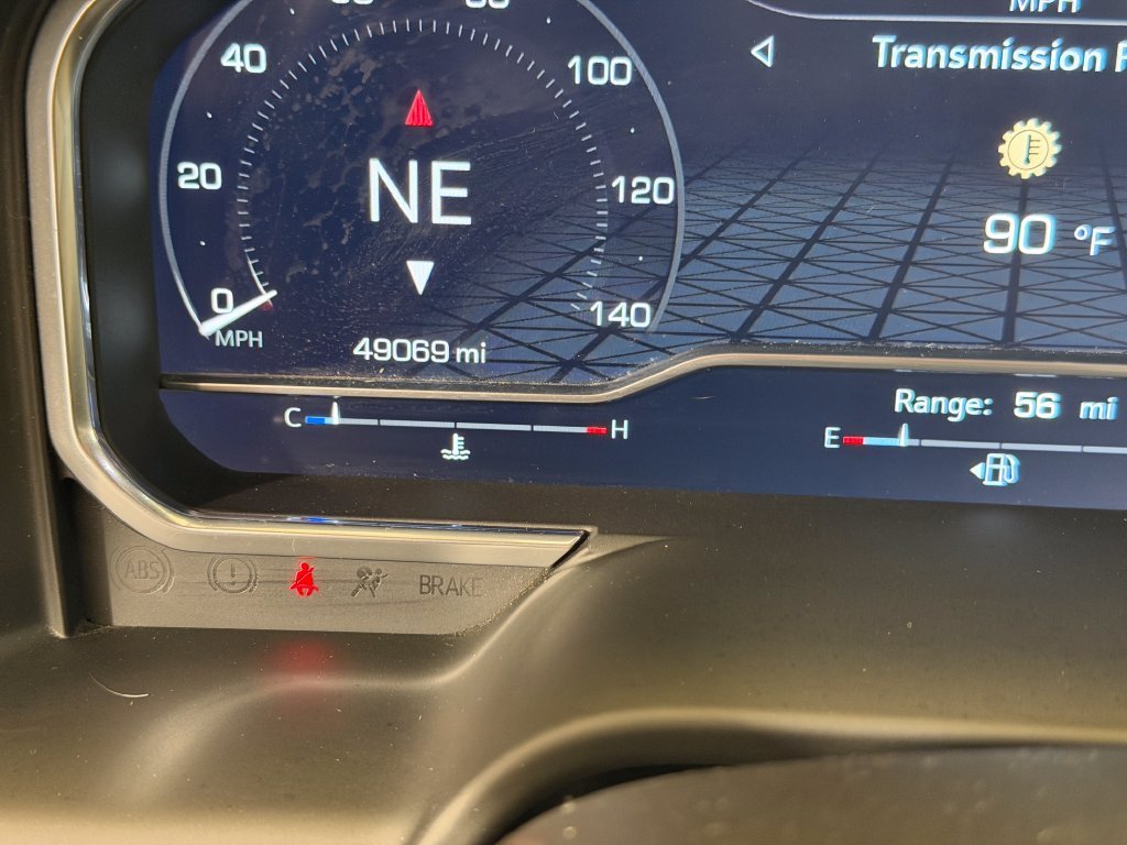 Used 2022 White GMC AT4 image 18