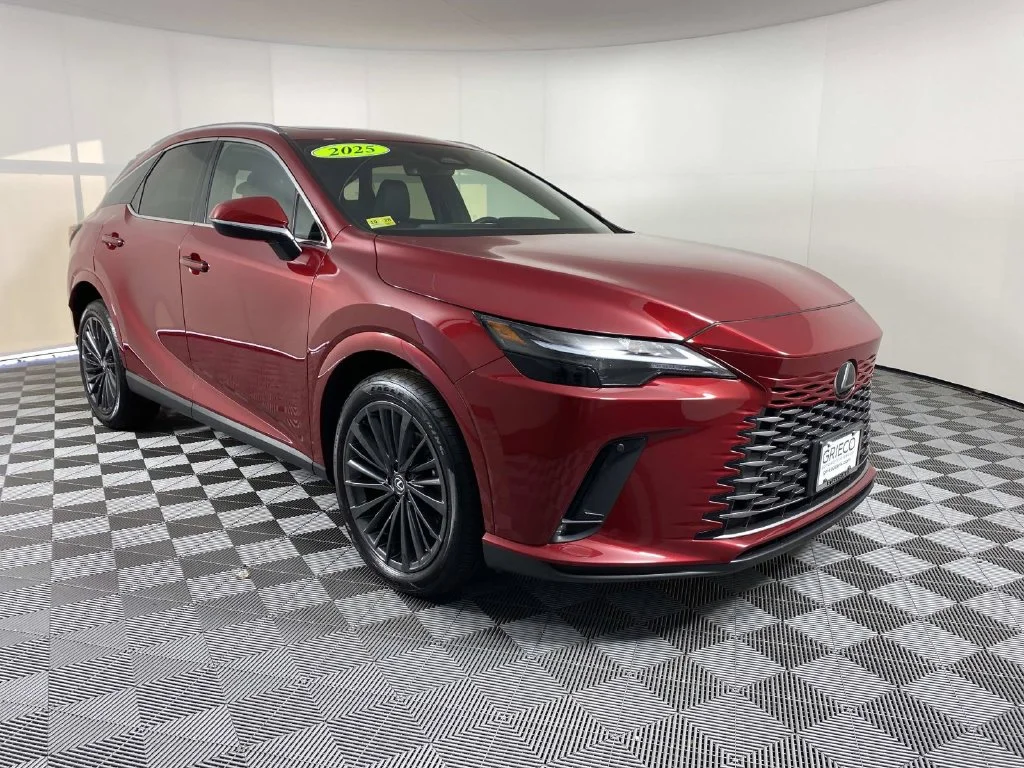 Used 2025 Matador Red Mica Lexus 350 Premium image 1