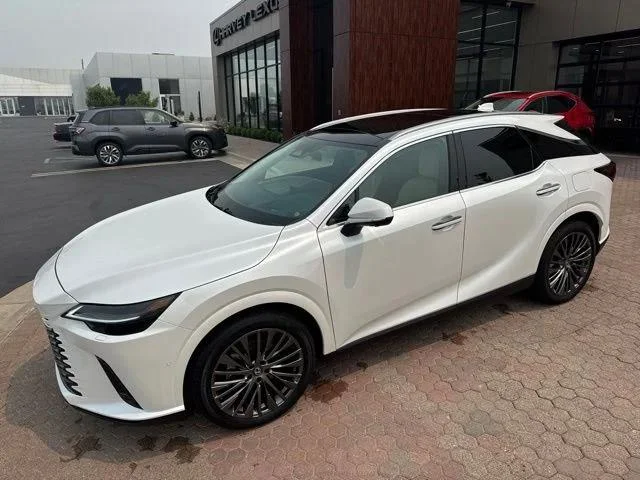 New 2026 Eminent White Pearl Lexus LUXURY image 20