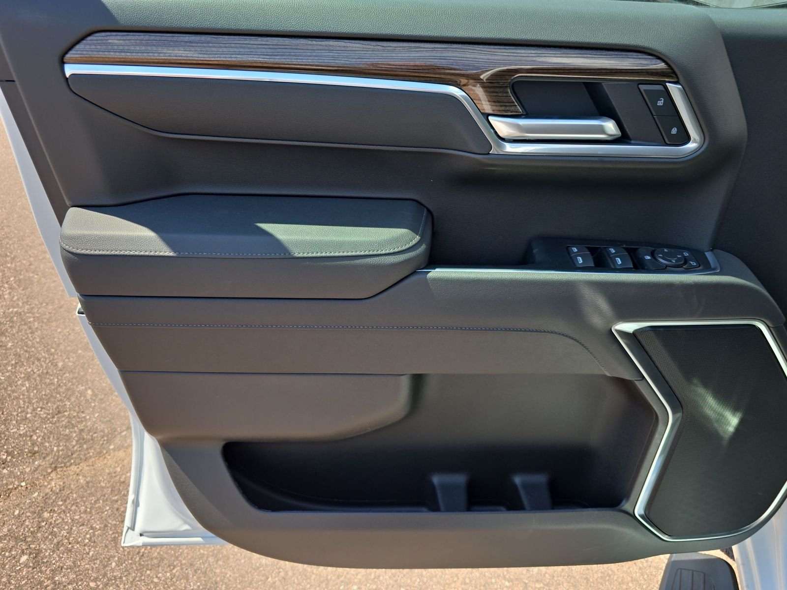 2026 Chevrolet Silverado 1500 RST - Photo 9