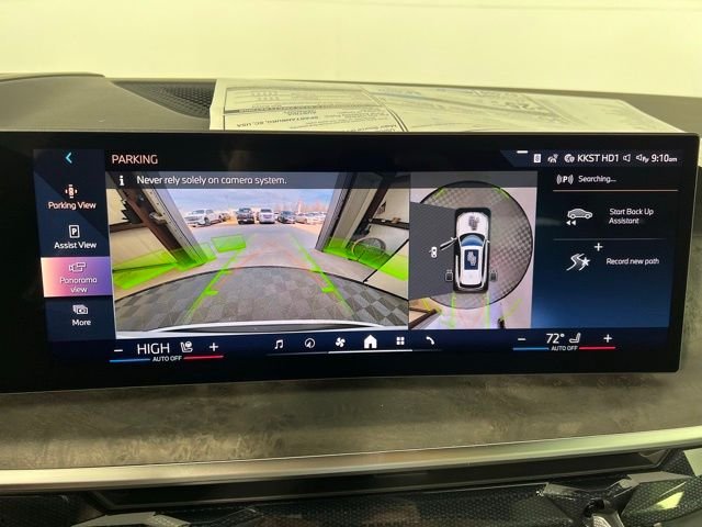 New 2026 White BMW sDrive40i image 28