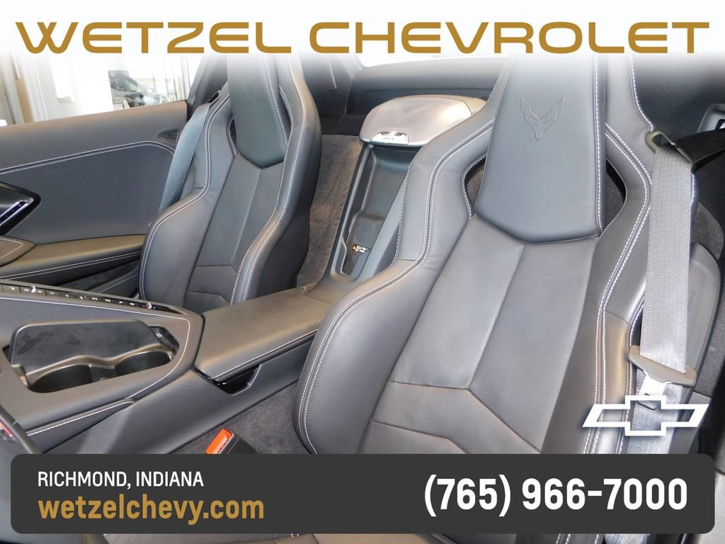 Used 2023 Arctic White Chevrolet 2LT image 14