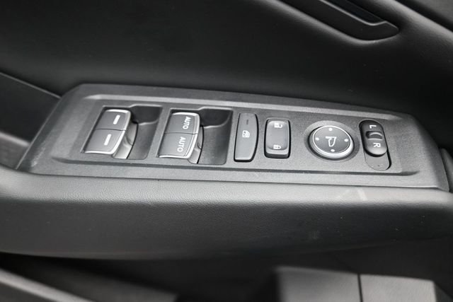 2025 Honda Accord SE - Photo 17