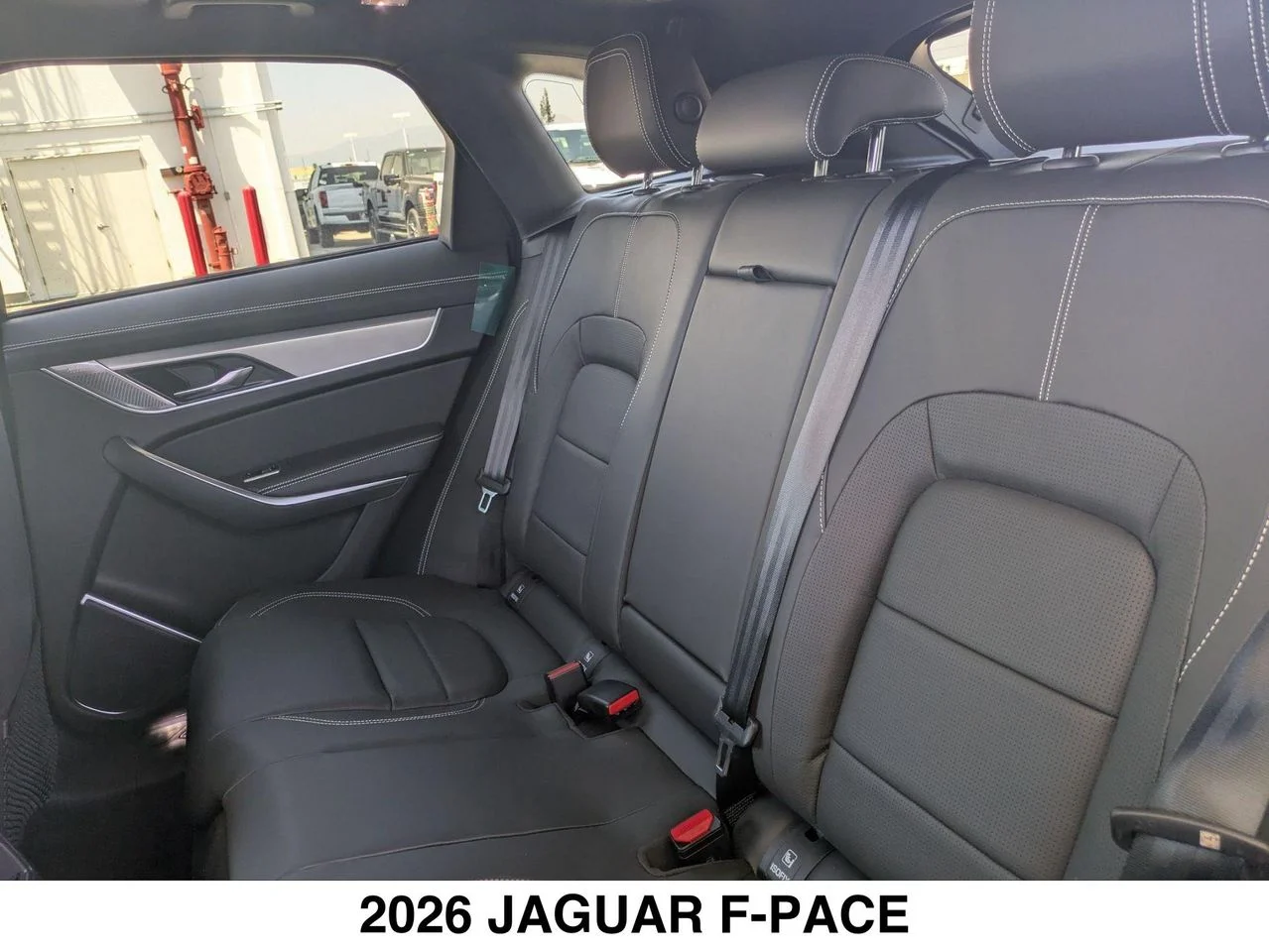 2026 Jaguar F-Pace R-Dynamic S - Photo 12