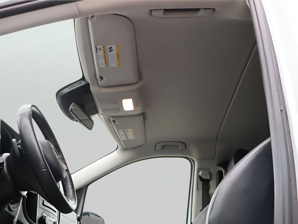 Used 2023 Arctic White Mercedes-Benz Passenger image 36