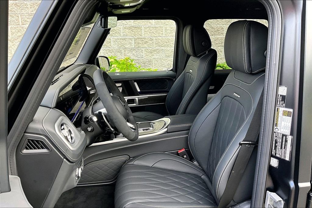 New 2026 MANUFAKTUR Night Black Magno Mercedes-Benz G 63 AMG® image 23