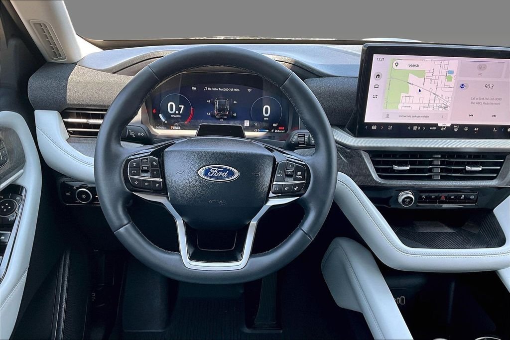 2026 Ford Explorer Platinum - Photo 14