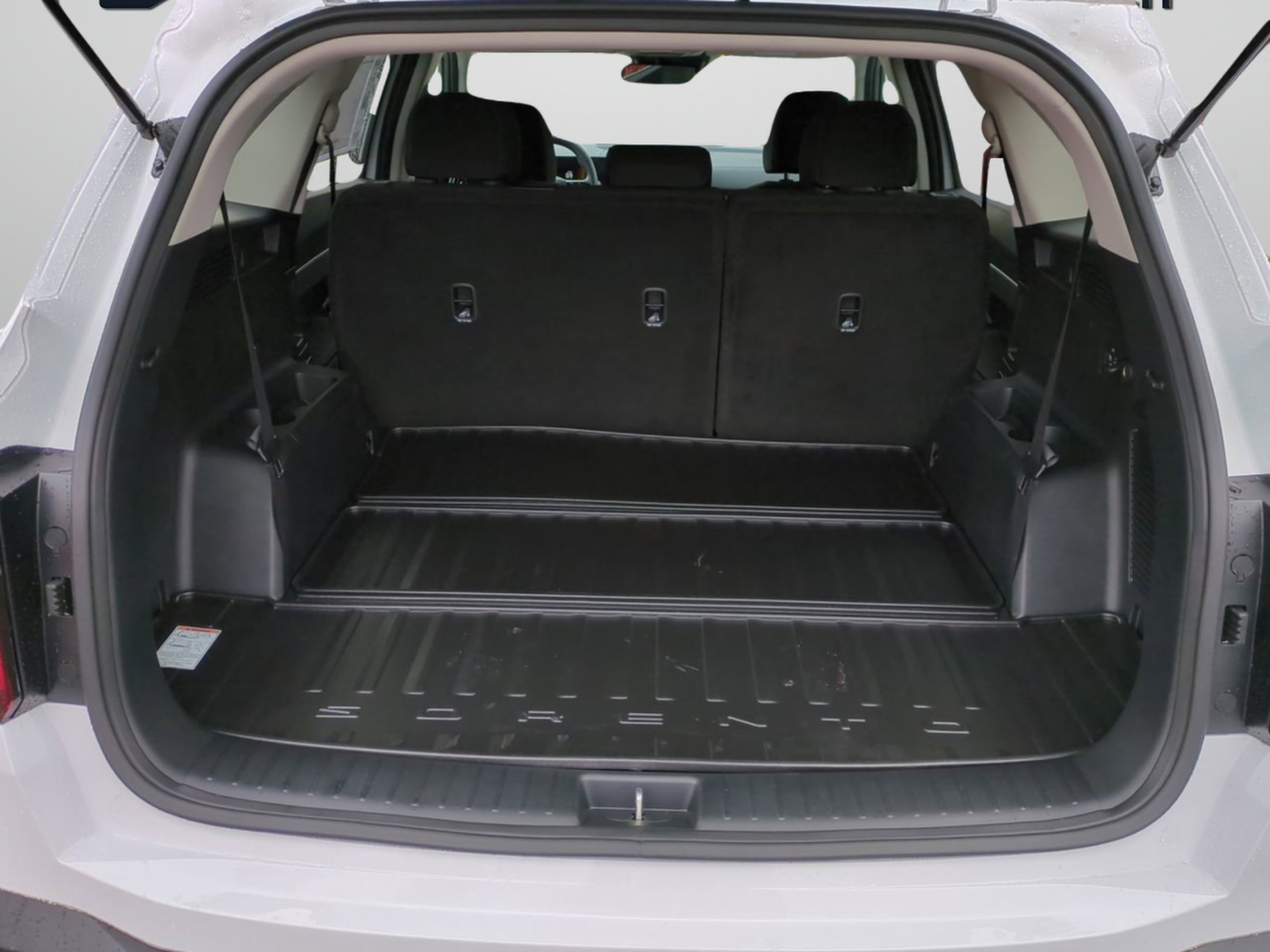 New 2026 Glacial White Pearl Kia LX image 26