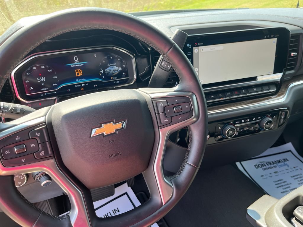 Used 2023 Gray Chevrolet LT image 23
