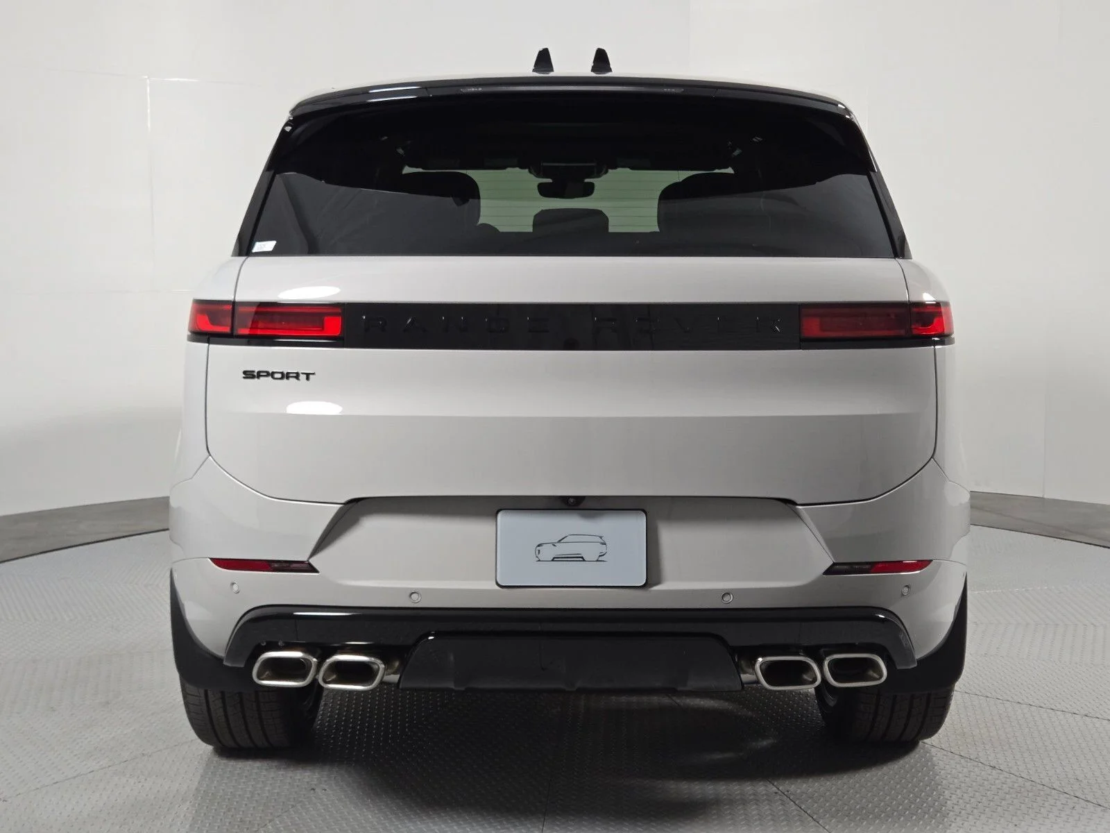 New 2026 Borasco Grey Land Rover Dynamic SE image 7